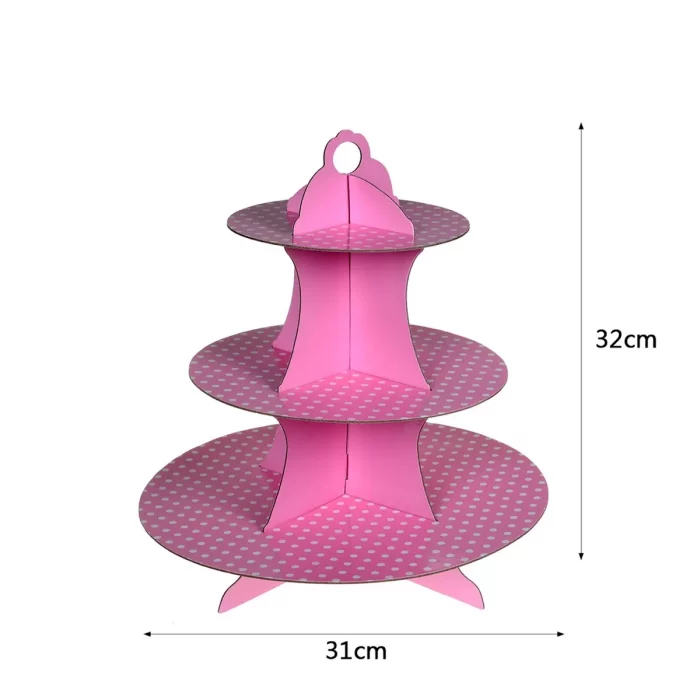 Este tabuleiro de bolo rosa é perfeito para aniversários