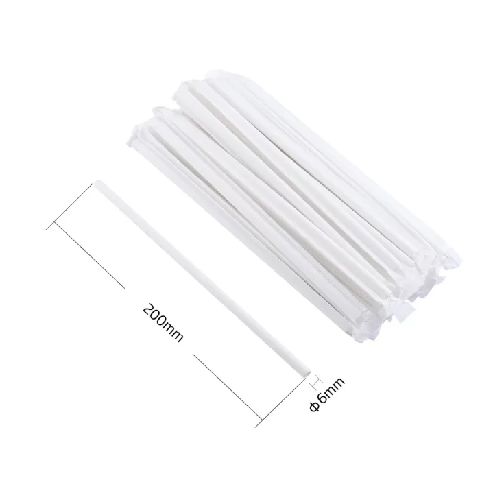 Conjunto composto por 50 palhinhas biodegradáveis de cor branca com um tamanho de 20.0cm.Produto eco-amigável