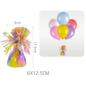 Este balão decorativo apresenta um pingente em estilo macaron