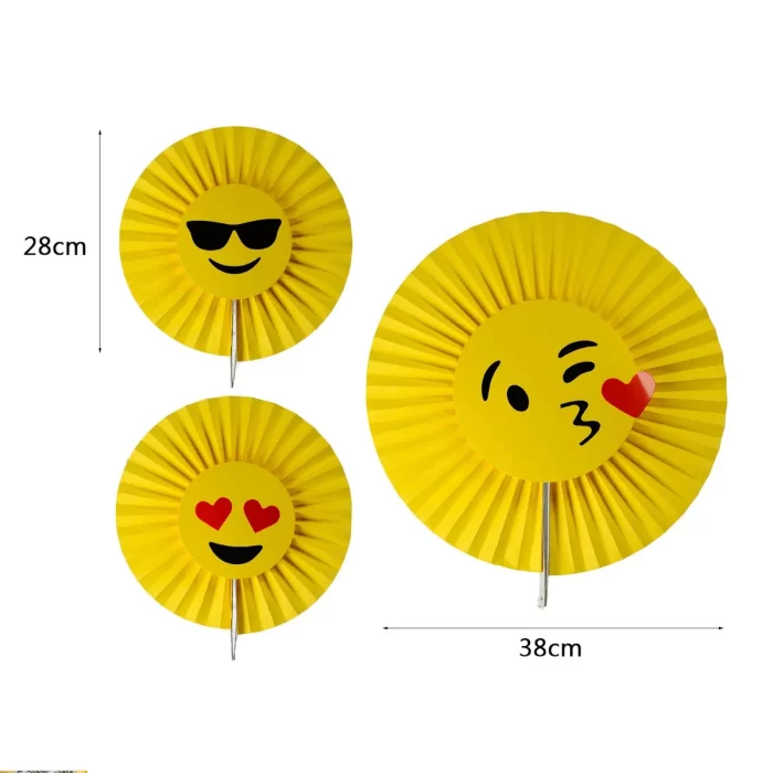 Este kit de rosetas de festa contém 3 peças