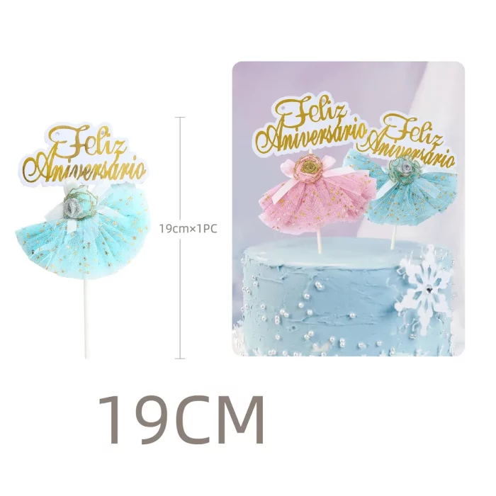 Topo de bolo de aniversário com design de palavras 'feliz aniversário' feito para comemorações de aniversário.O topo de bolo é de tamanho compacto