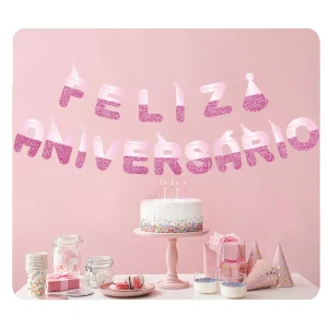 Grinalda de aniversário rosa com palavra Feliz impressa.Ideal para decorações de aniversário e celebrações.Pacote com uma única unidade de 500cm.Desenho vibrante e alegre que alegrará qualquer festa. Grinalda de aniversário cor-de-rosa adornada com a palavra Feliz. Perfeita para dar um toque especial à decoração do seu evento.