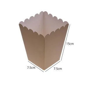 Pacote inclui 6 caixas grandes para pipocas em um elegante tom dourado.Cada caixa mede 15 cm