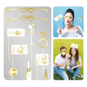 Deixe suas fotos do Dia dos Namorados ainda mais especiais com esses adereços de foto incríveis. Com detalhes em dourado