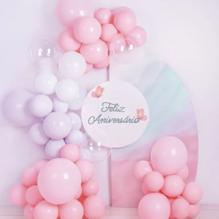 Crie uma decoração encantadora com este kit de guirlanda de balões de alumínio na cor macaron powder. Composto por 73 peças