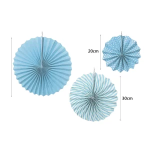 Este kit vem com 6 leques de papel decorativos em tons de azul e branco