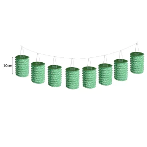 Lanterna de papel delicadamente projetada no tamanho perfeito de 10cm.Cor vibrante verde claro que complementa perfeitamente qualquer decoração de aniversário.Embalado individualmente