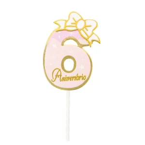Topo de bolo na forma do número 6 perfeito para celebrações de aniversário.Disponível na cor rosa vibrante para adicionar um toque feminino.O pacote inclui 2 topos de bolo