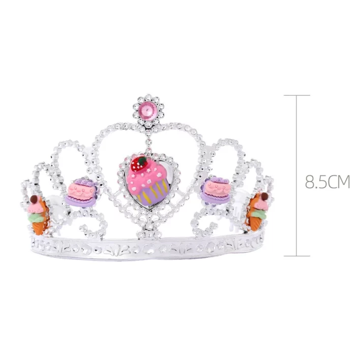 A nossa Luxuosa Coroa de Aniversário é o acessório perfeito para adicionar um toque real à celebração do seu aniversário. É o complemento ideal para qualquer decoração de bolo de aniversário.Este produto contém uma coroa de aniversário por embalagem