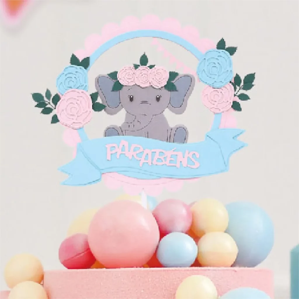 Otimize seu bolo de aniversário com este adorável Feliz Aniversário topo com miniatura de elefante rosa para a festa perfeita.Embalado individualmente