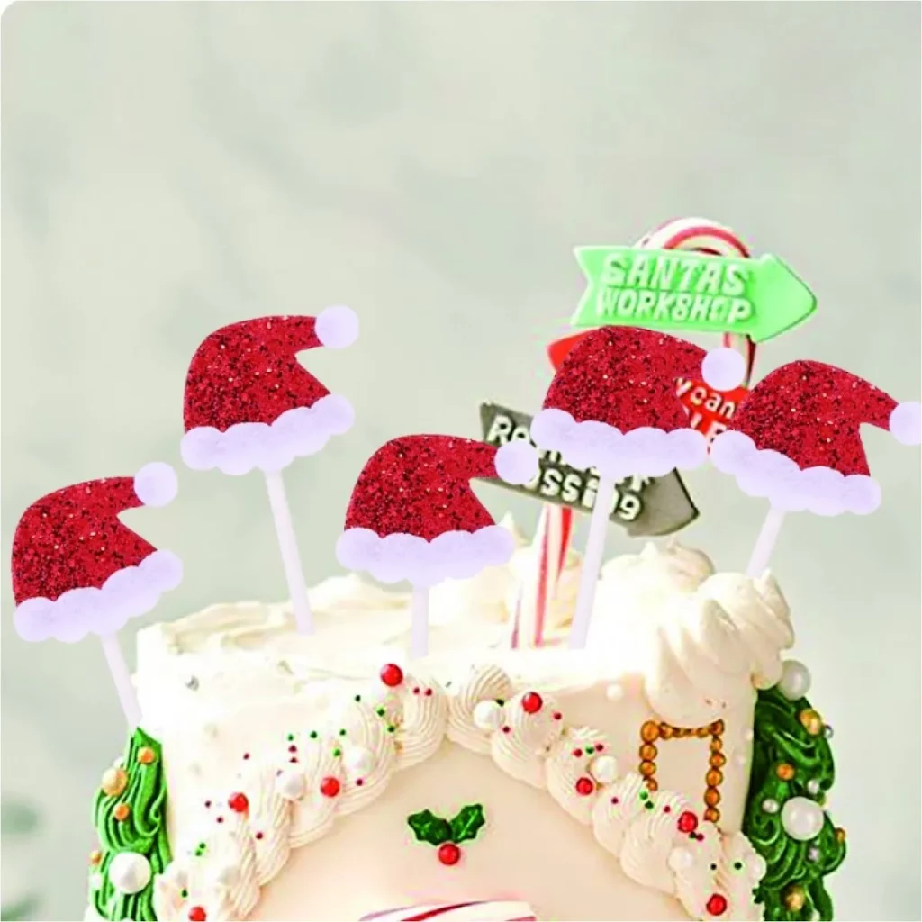 Decore seu bolo de Natal com este adorável topo de bolo em forma de bolo com um chapéu de Natal de tecido não tecido.