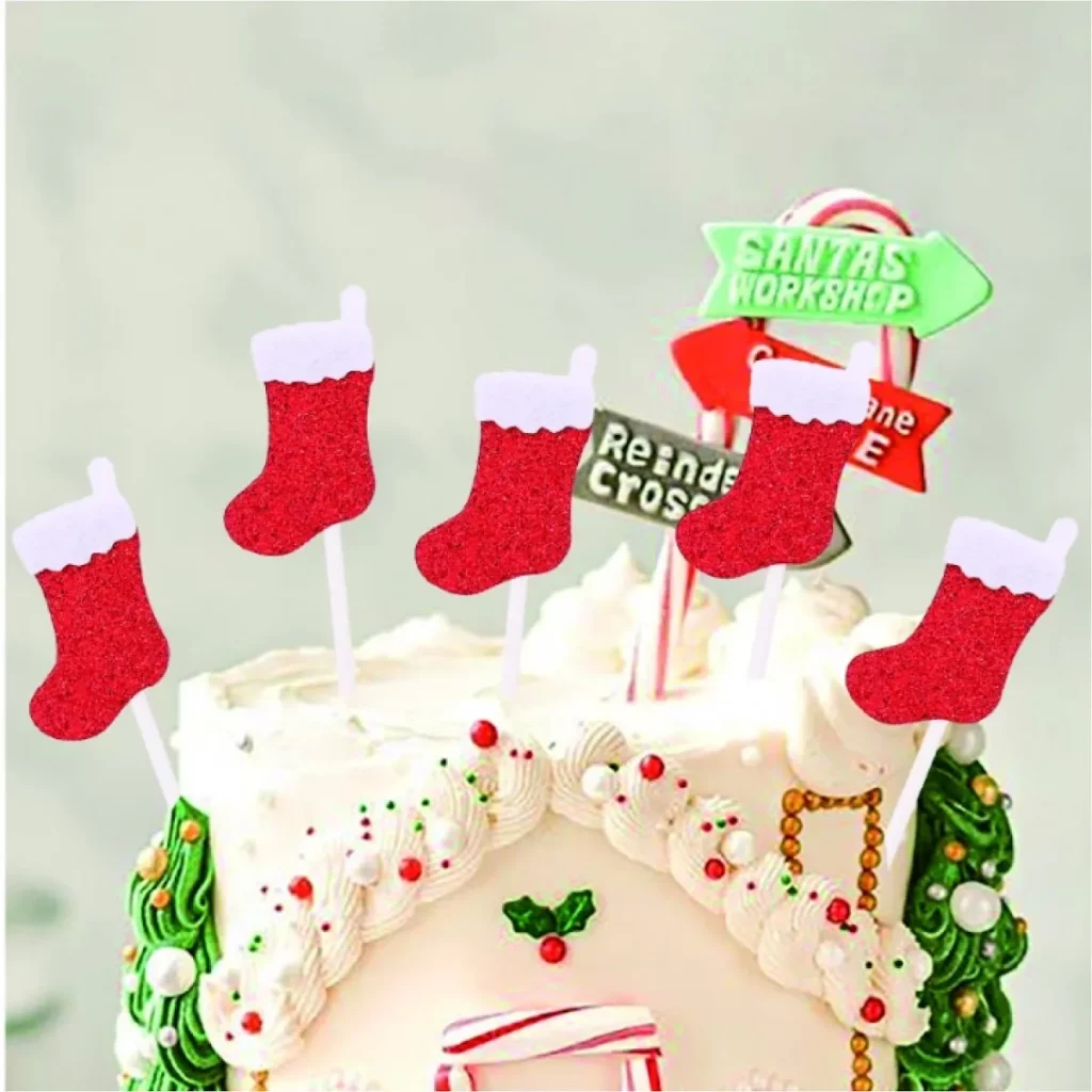 Decore seu bolo de Natal com este lindo topo de bolo em forma de meia de Natal