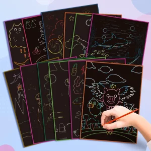 e são igualmente adequados para atividades de lazer em casa. Cartões de raspadinha A5 atraentes e divertidos em designs de animais. Pacote inclui 9 diferentes designs.