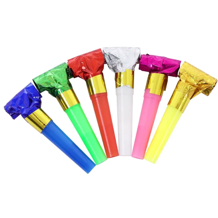 Adicione um toque de cor e diversão à sua festa com nossas Lingua da Sogra Laser 6.5cm.Essas são perfeitas para festas de aniversário
