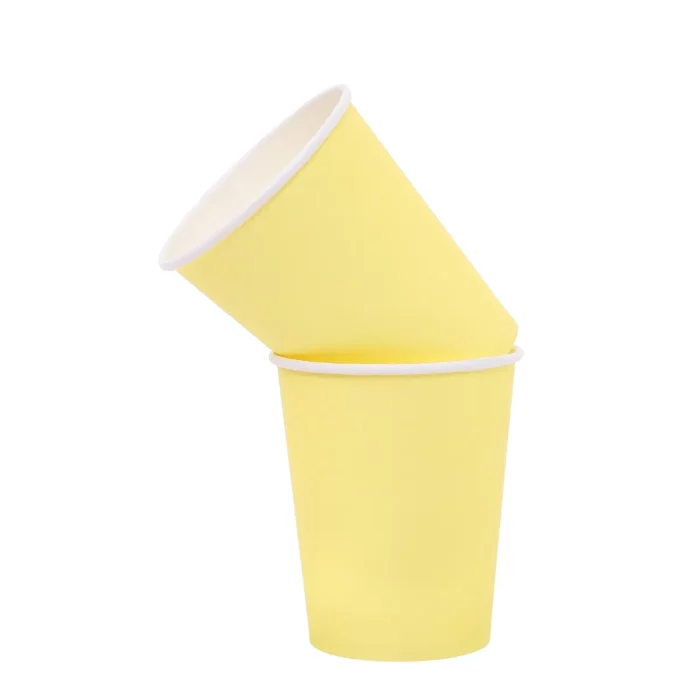 Pacote de copos de papel amarelo