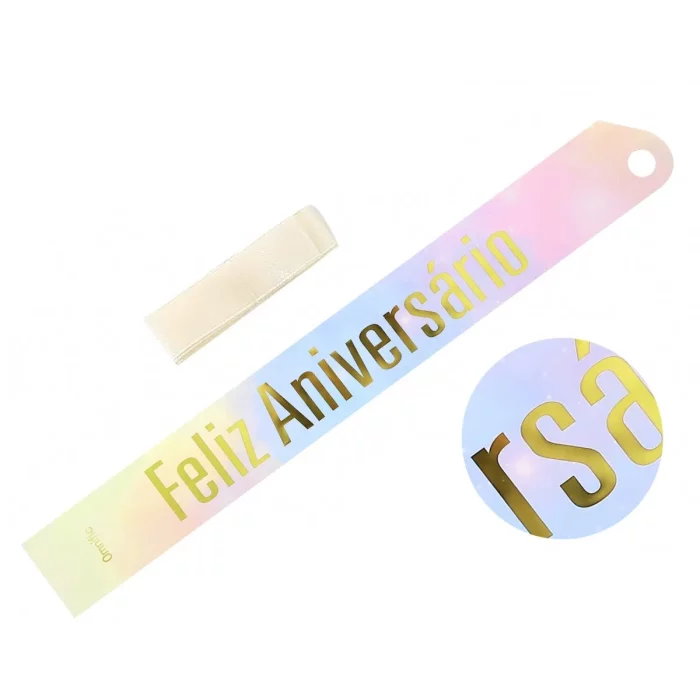 Aniversário e comemorações: Esta faixa de aniversário dourada é o complemento perfeito para qualquer festa de aniversário ou celebração de aniversário.Tamanho e cor: A faixa tem um comprimento de 170 cm e uma largura de 10 cm